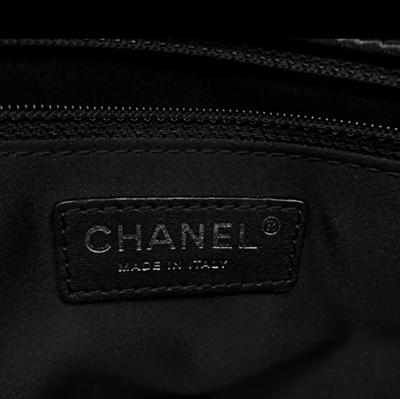 AUTHENTIC CHANEL QUILTED SHW CC CLASSIC CHAIN SHOULDER BAG - Picture 6 of 9